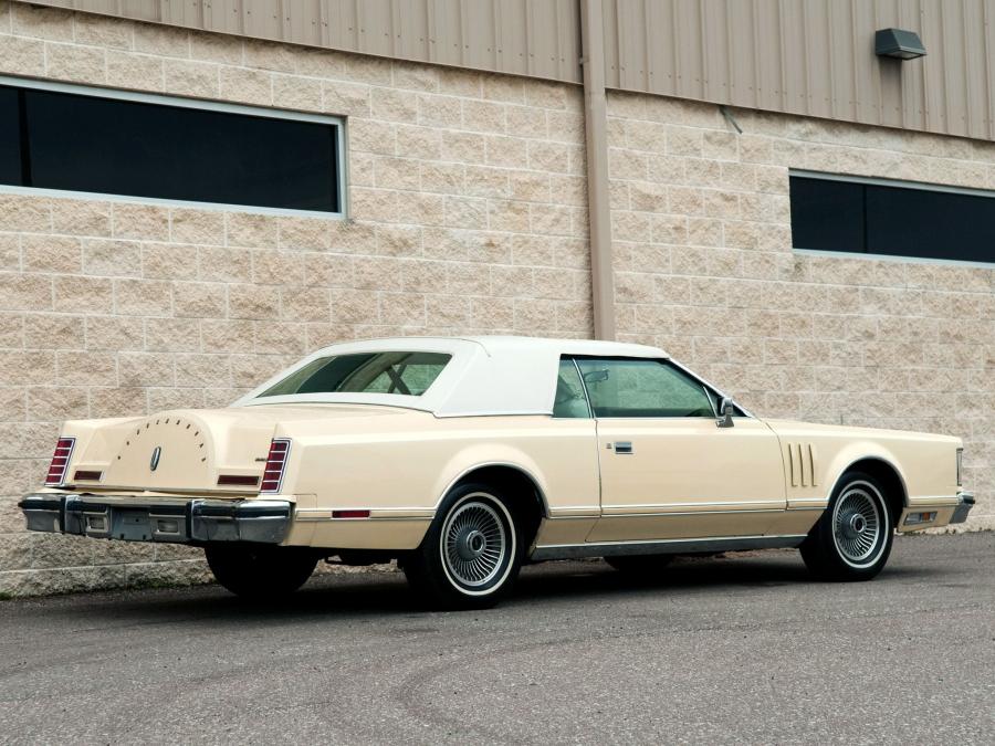  Lincoln Continental Mark V Carriage Roof 1977 года  (фото 3 из 3)